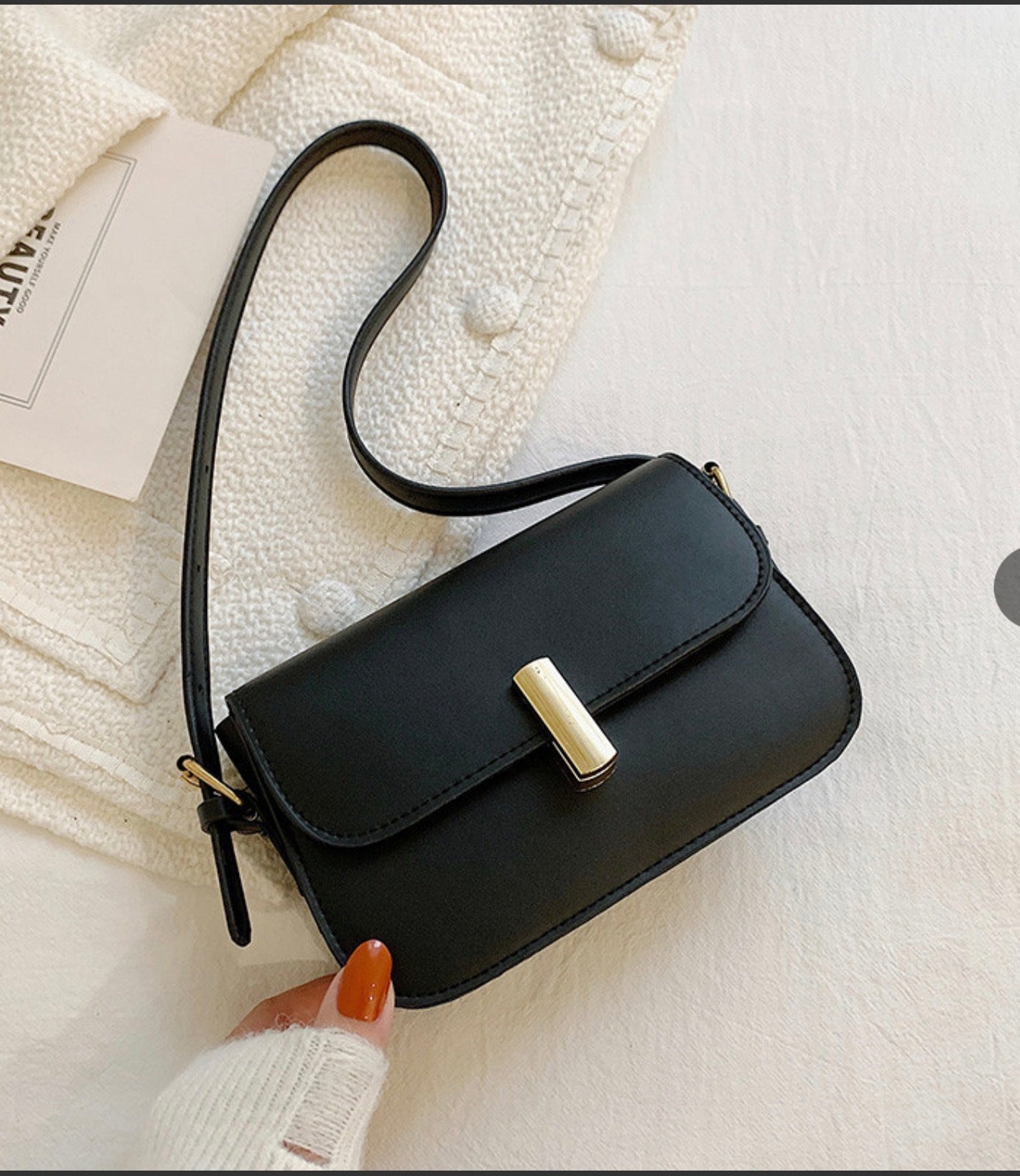 Leather Saddle Shoulder Bag Fashion Minimalist Solid Color Underarm Crossbody Bag With Metal Lock Small Square Handbag